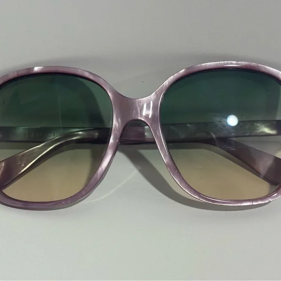 Gucci Purple Gradient Sunglasses - Picture 3 of 7